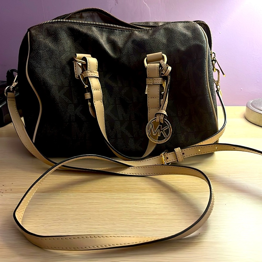 Michael Kors crossbody